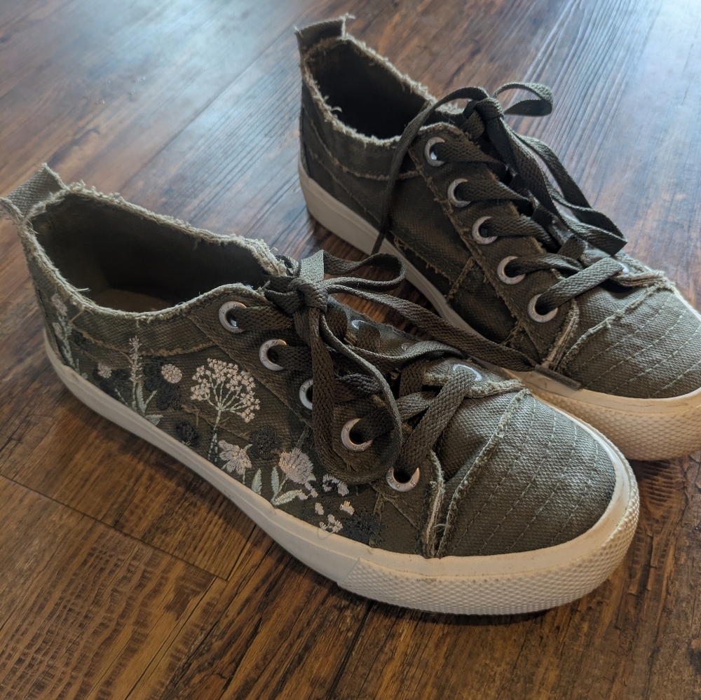 Floral Canvas Sneakers